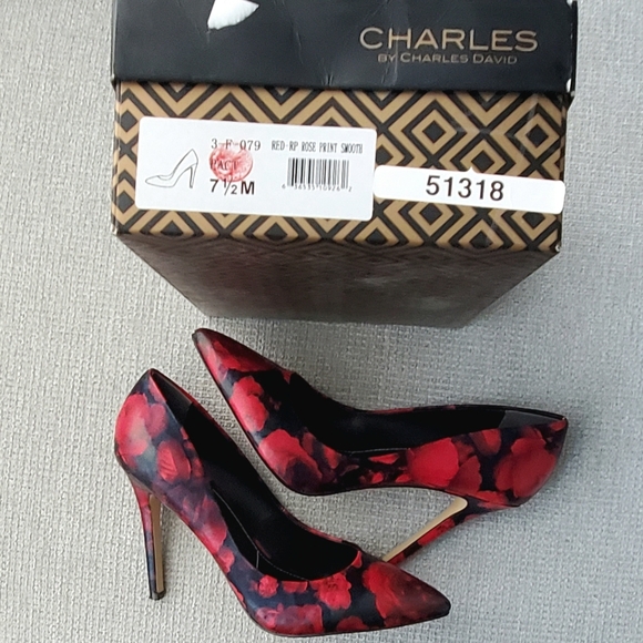 Charles By David Charles Rose Print 4” Heel Pump - Picture 4 of 8